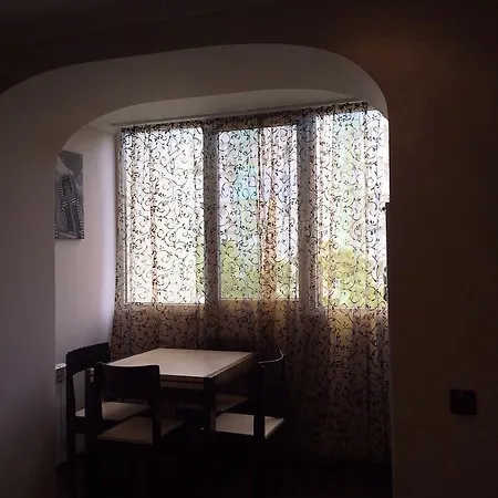 Kvartira Apartment